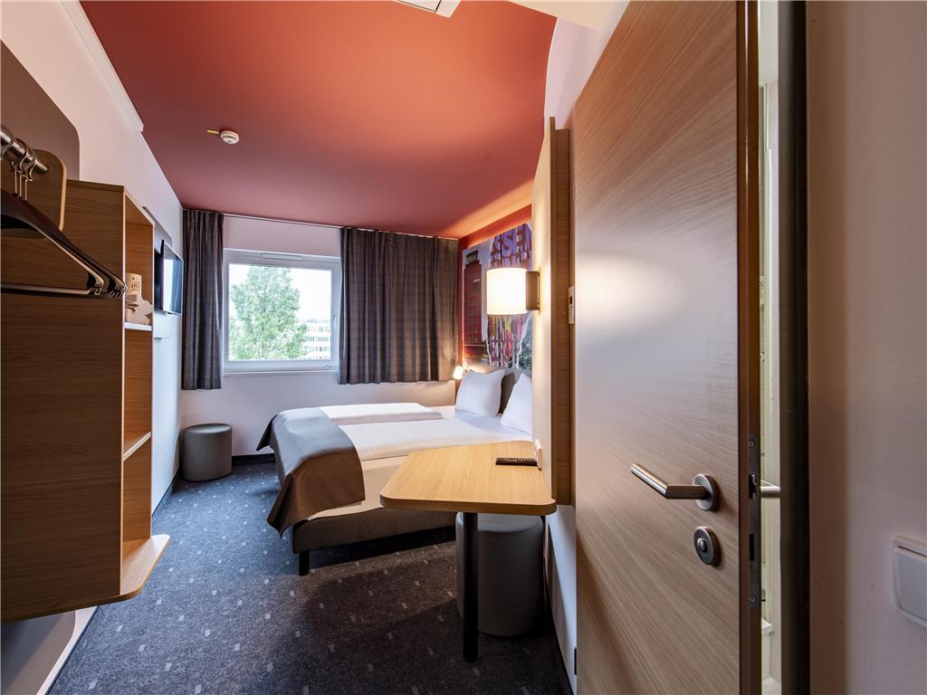 B&B Hotel Muenchen-Messe Aschheim Room photo